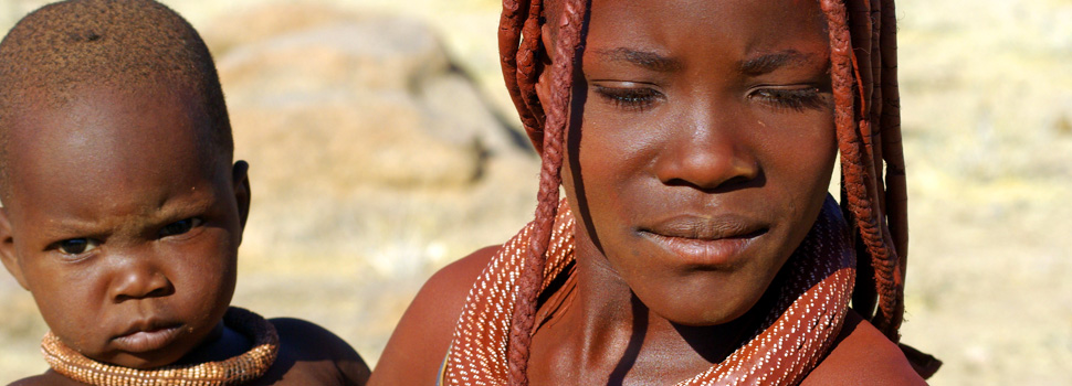 Mujer y niño namibios