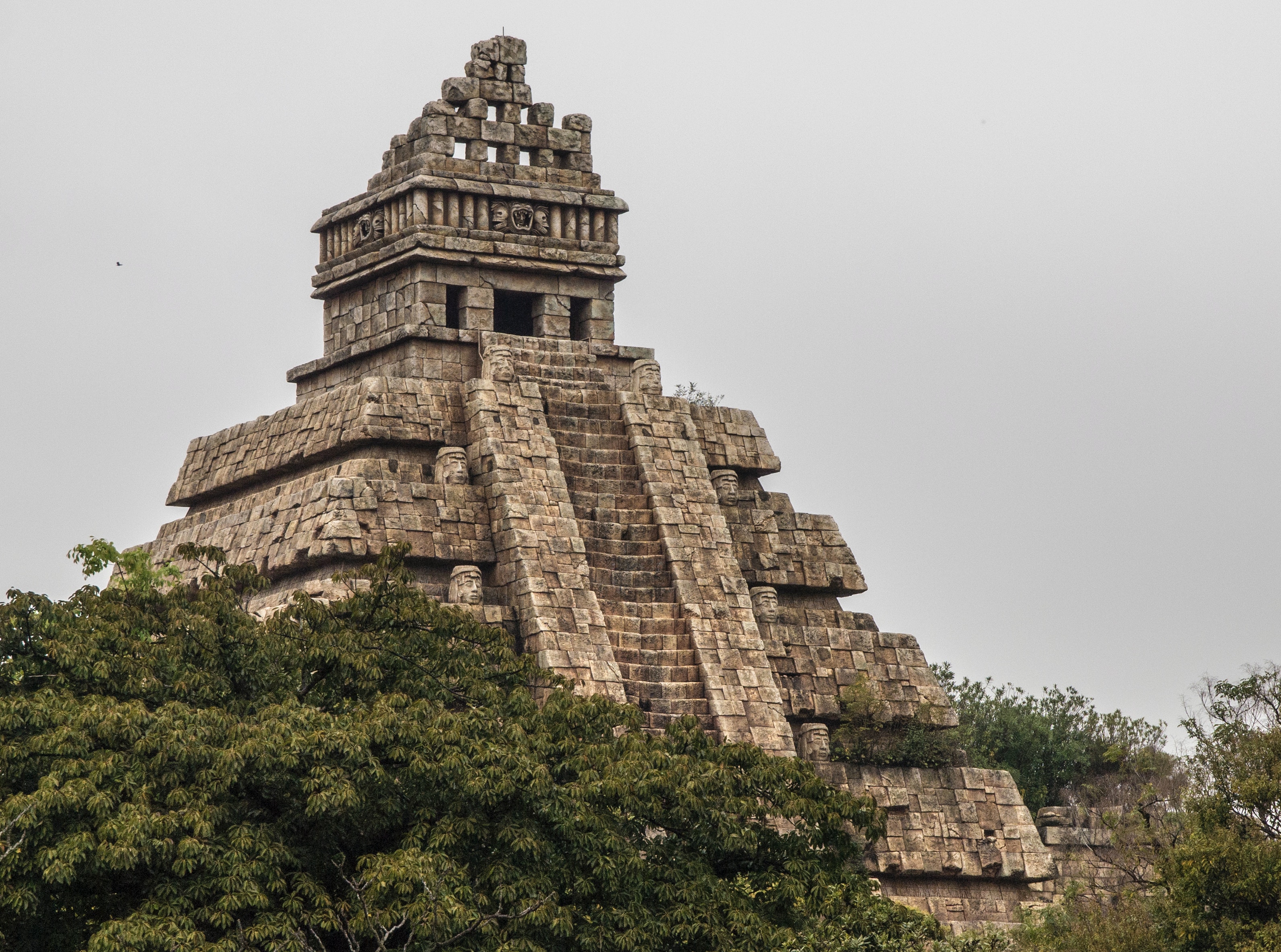 El arqueólogo