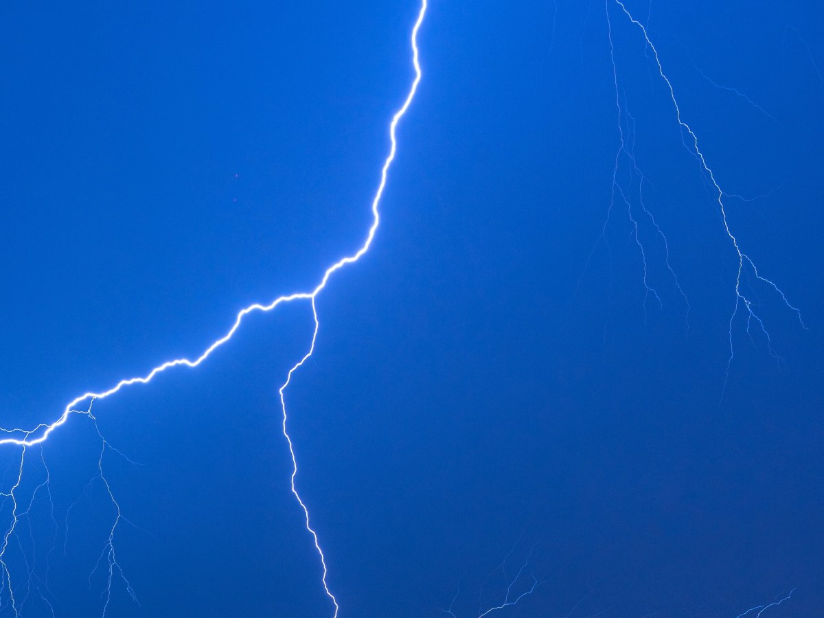 Relámpago azul