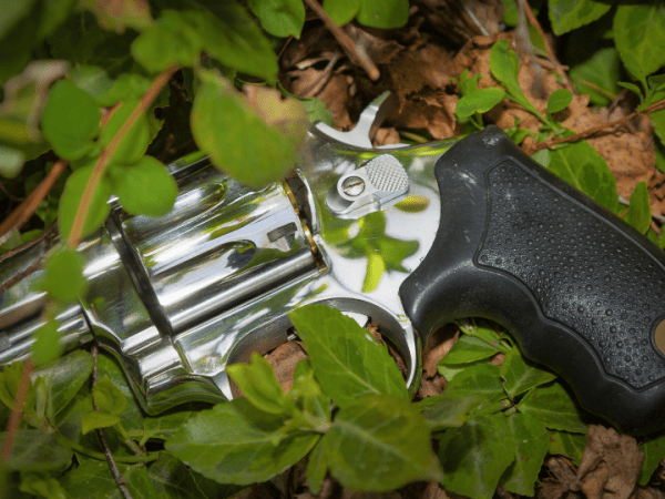 Mr. John & The Case of The Red Dollhouse: La Mort dans la Rue&nbsp;15