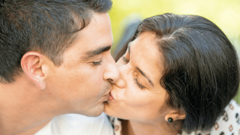 poema sobre amor beso imaginación