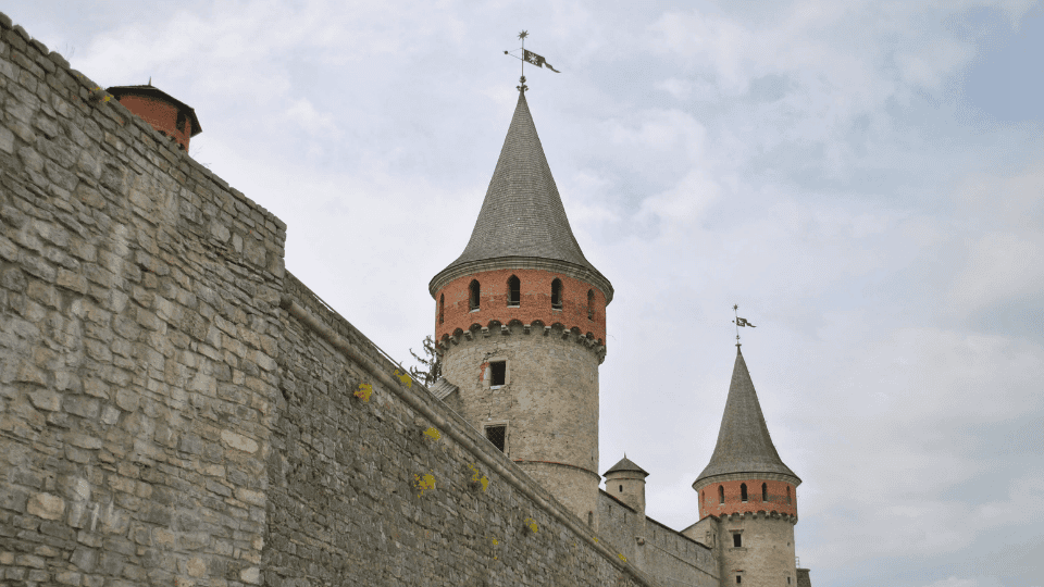 poema sobre edad media matrimonio humor monarquia historia