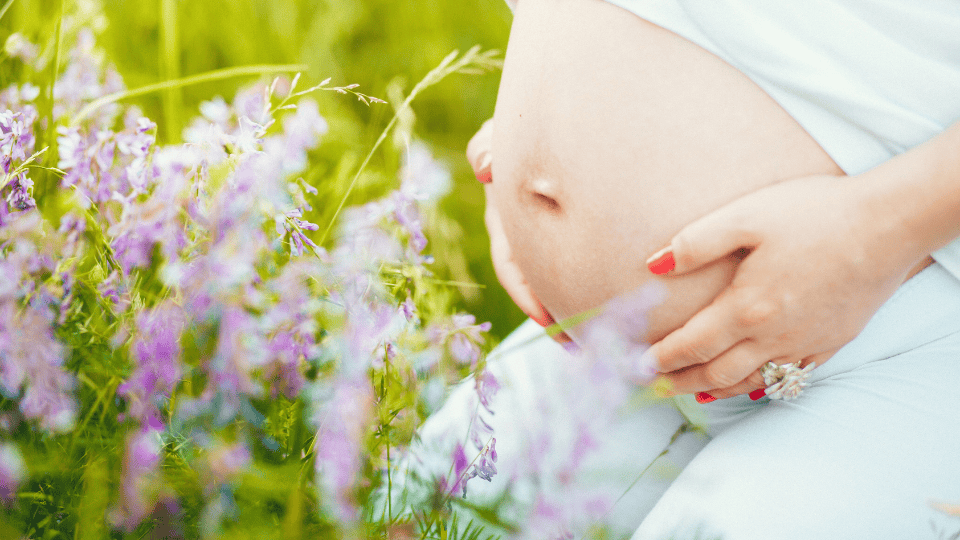 poema sobre maternidad piel amor vida primavera