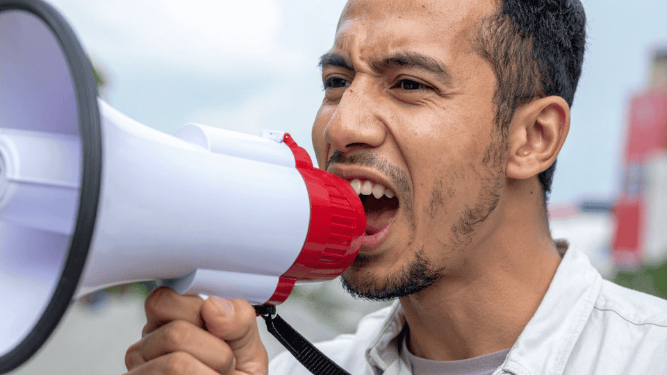 poema sobre resistencia dolor amor esperanza
