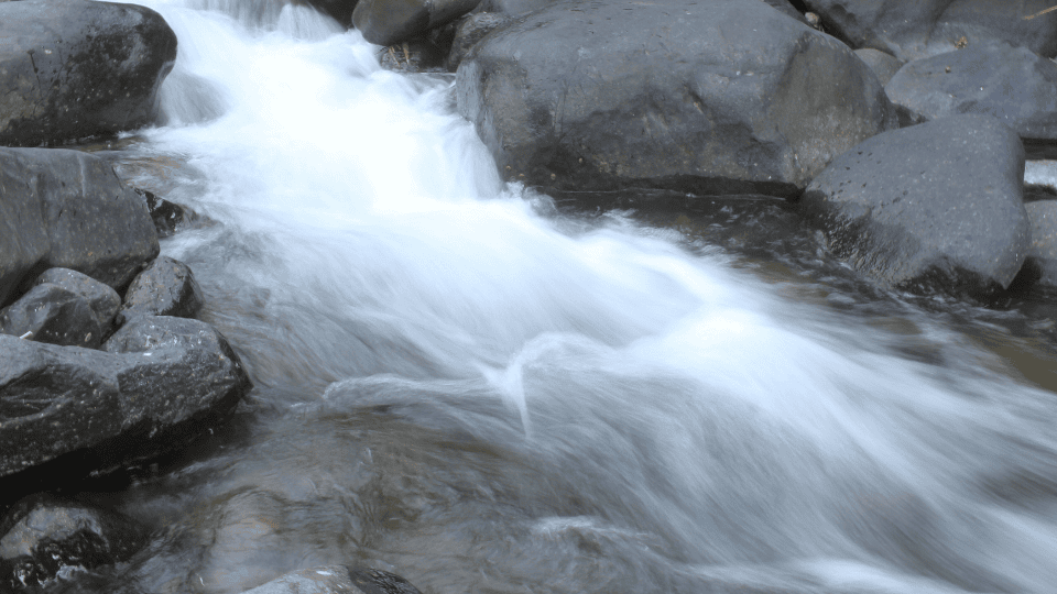 poema sobre rio nostalgia amor tormenta